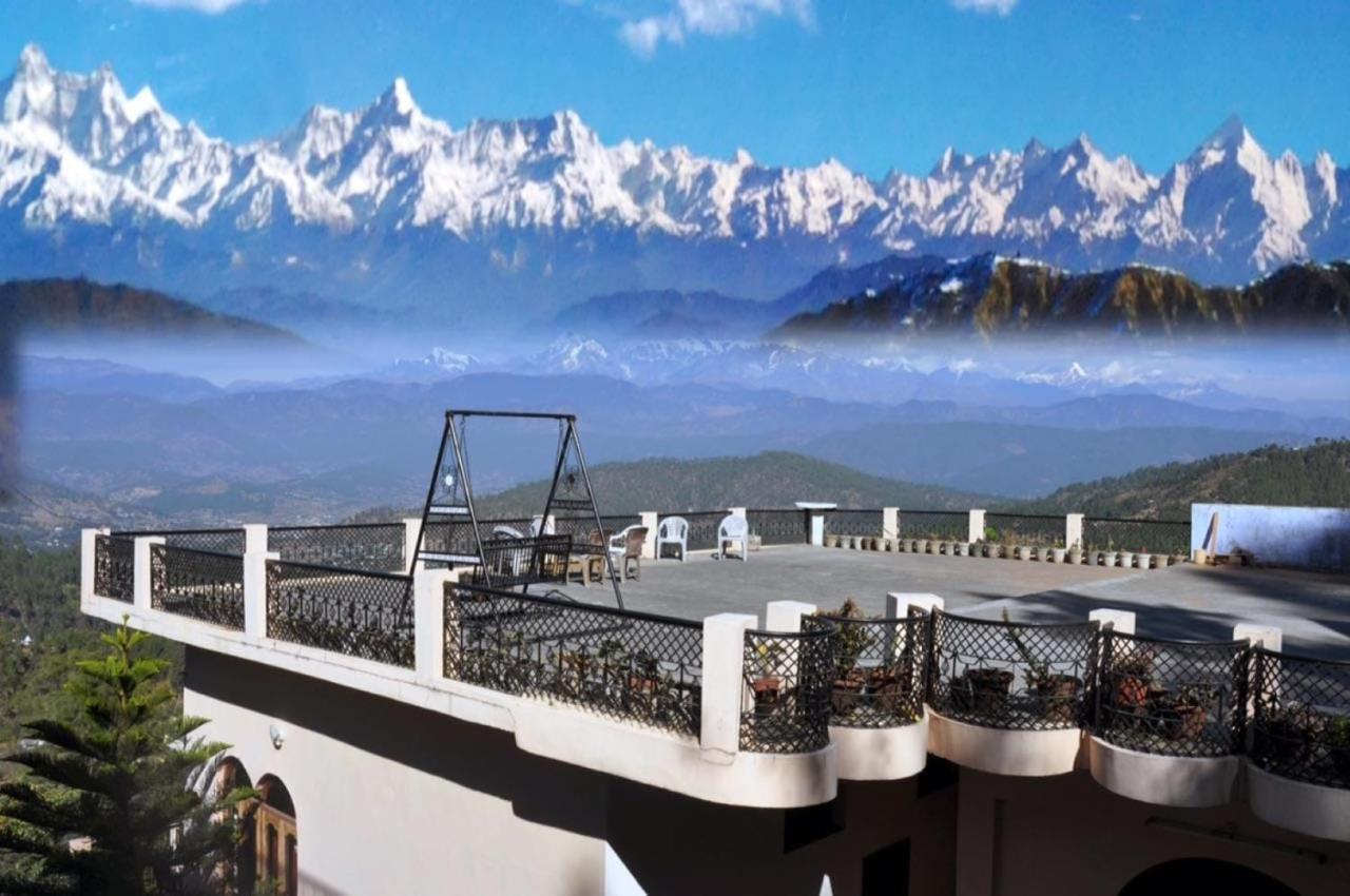 Himalaya Mount View Resort קאוסאני מראה חיצוני תמונה