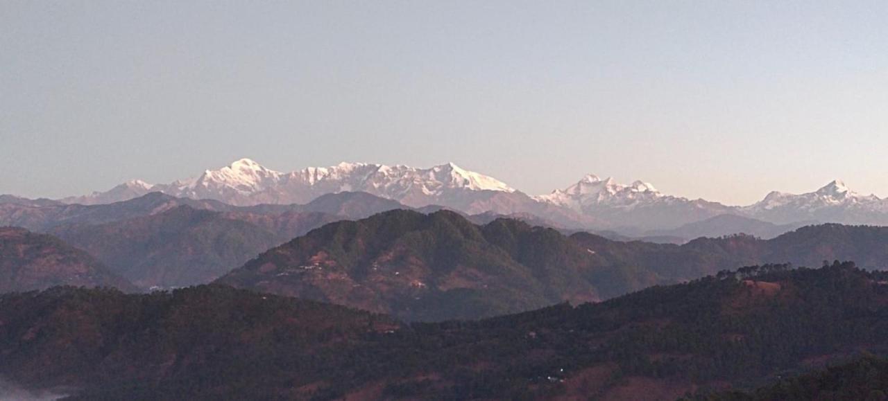 Himalaya Mount View Resort קאוסאני מראה חיצוני תמונה